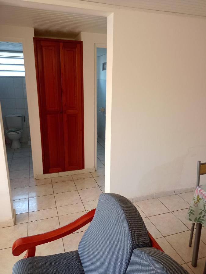 charmant appartement verdoyant Le Morne-Vert Buitenkant foto